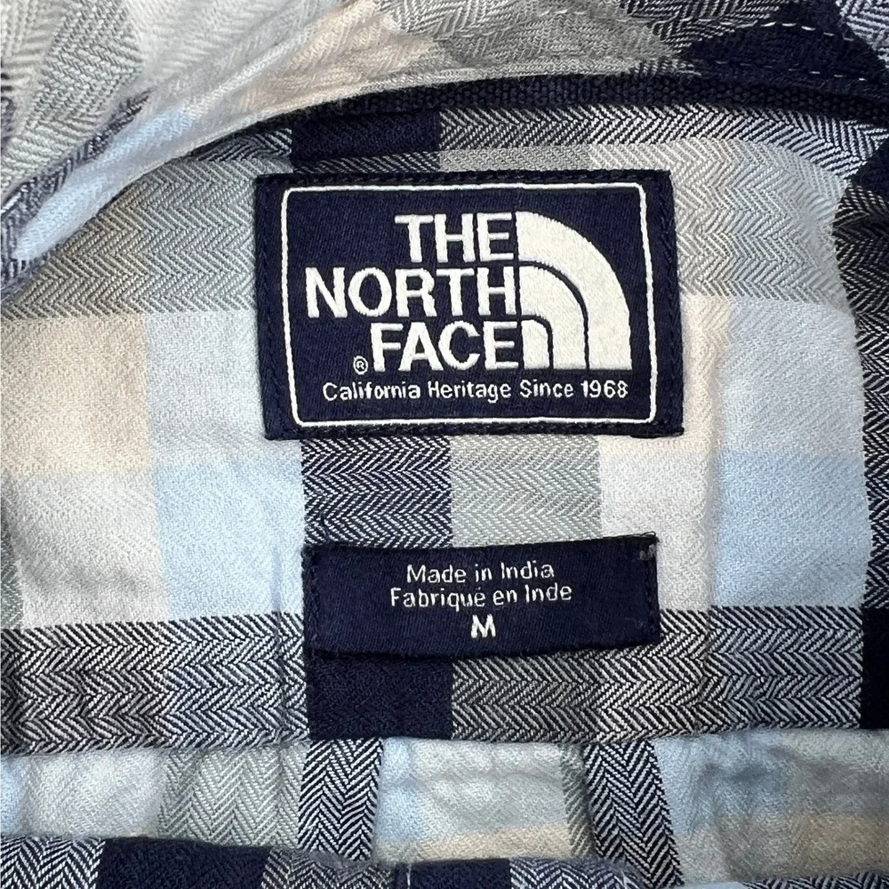 The North Face Plaid Long‎ Sleeve Button Up Shirt Men's Size M